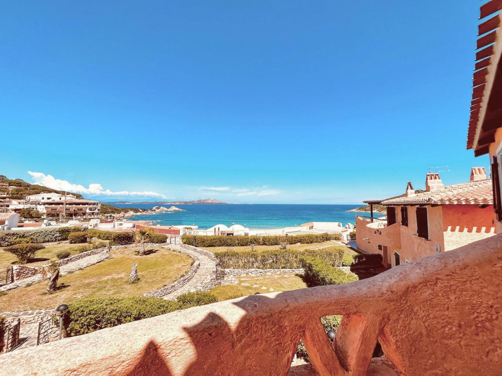 Beach Home Baja Sardinia Exterior photo